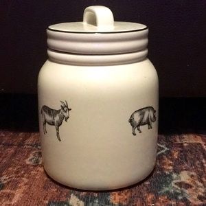 Farmhouse Style Cookie Jar